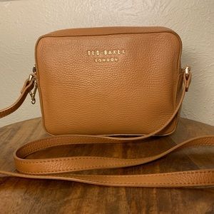 Ted Baker- Debbi Leather Camera Crossbody - tan